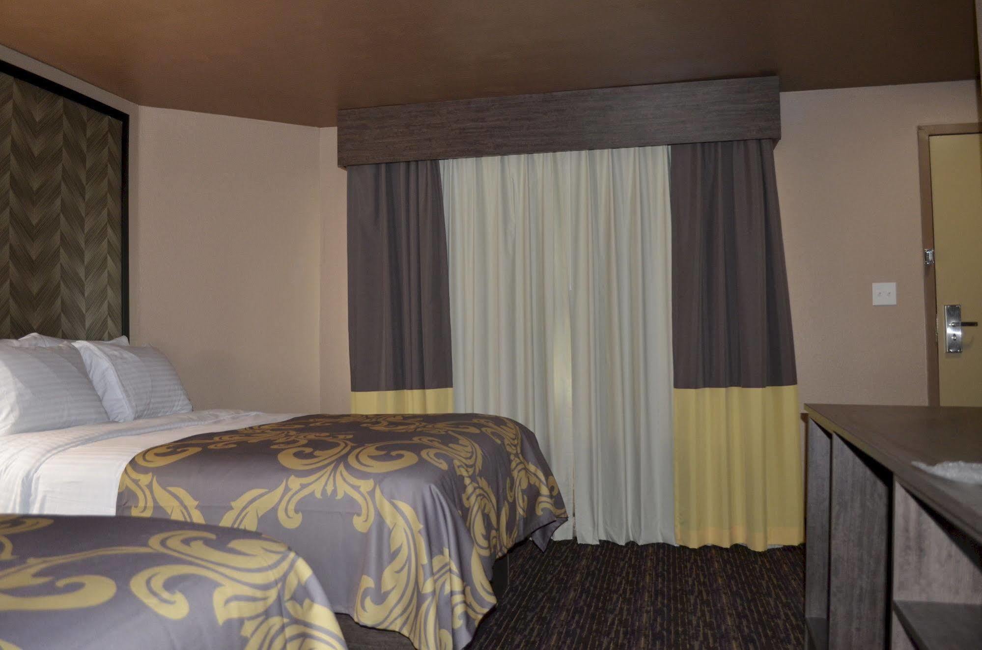 Aarya Hotel By Niagara Fashion Outlets Niagara Falls Exterior photo