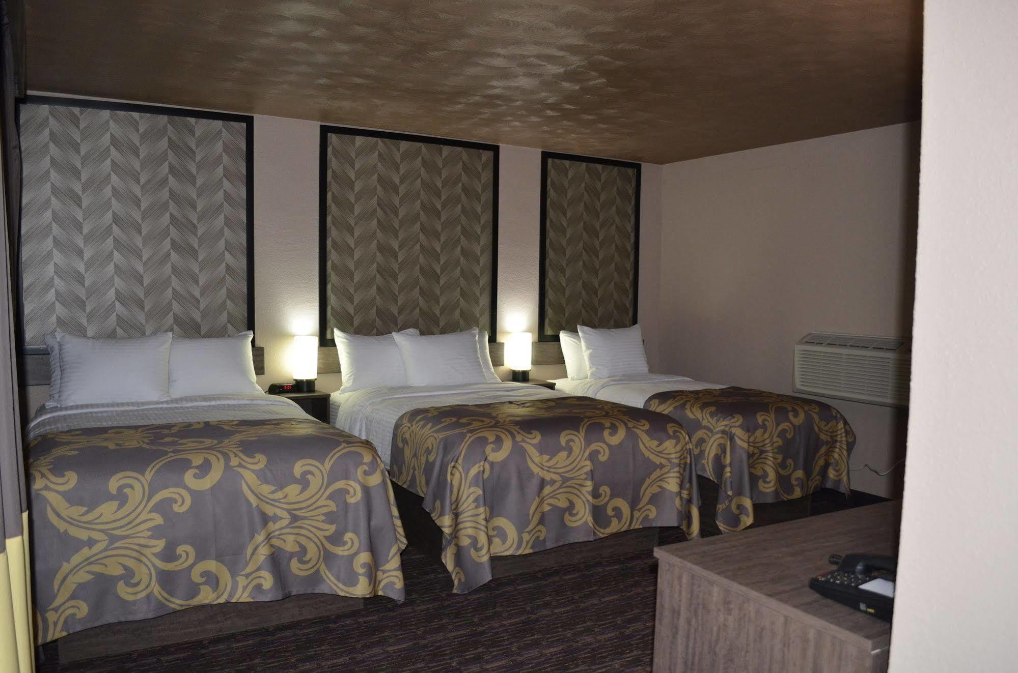 Aarya Hotel By Niagara Fashion Outlets Niagara Falls Exterior photo